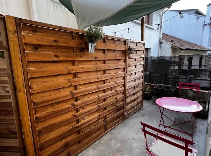 Escapade Dans Grand T2 De Charme Avec Terrasse - Proche Gare Et Centre Apartamento Lourdes