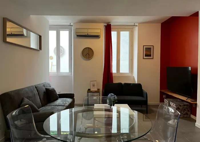 Escapade Dans Grand T2 De Charme Avec Terrasse - Proche Gare Et Centre Apartment