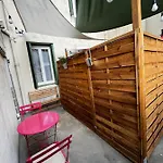 Escapade Dans Grand T2 De Charme Avec Terrasse - Proche Gare Et Centre Apartamento Lourdes