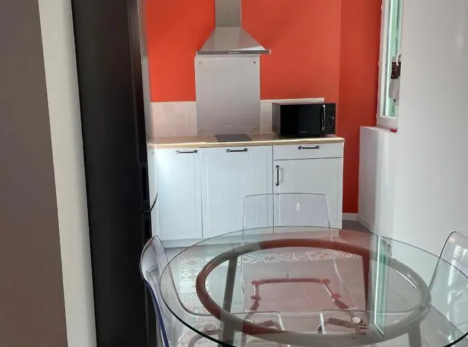 Escapade Dans Grand T2 De Charme Avec Terrasse - Proche Gare Et Centre Апартаменти