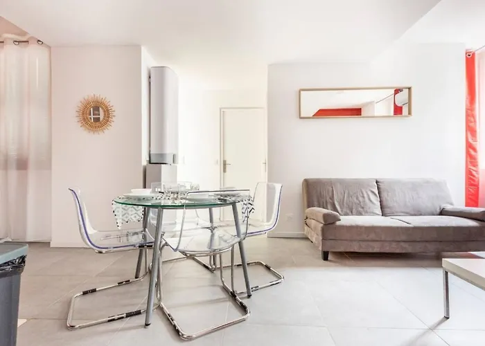 Escapade Dans Grand T2 De Charme Avec Terrasse - Proche Gare Et Centre * Lourdes